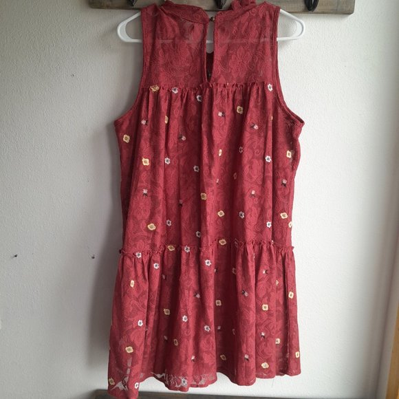 Embroidered Francescas Red Dress Floral Detail Cinnamon $48 MSRP NWT NEW W Large - Picture 9 of 12